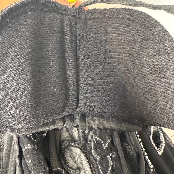 Vintage Gunit Fashions Beaded and Sequined Blouse with Scallop Neck, Sz 1x - Picture 7 of 8